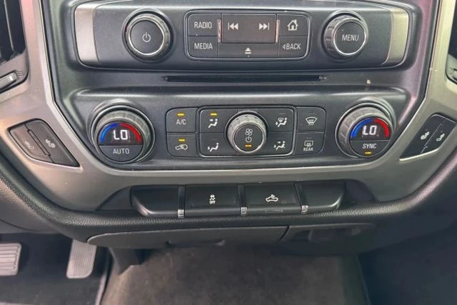 2018 Chevrolet Silverado 3rd Gen - Image 13 of 15