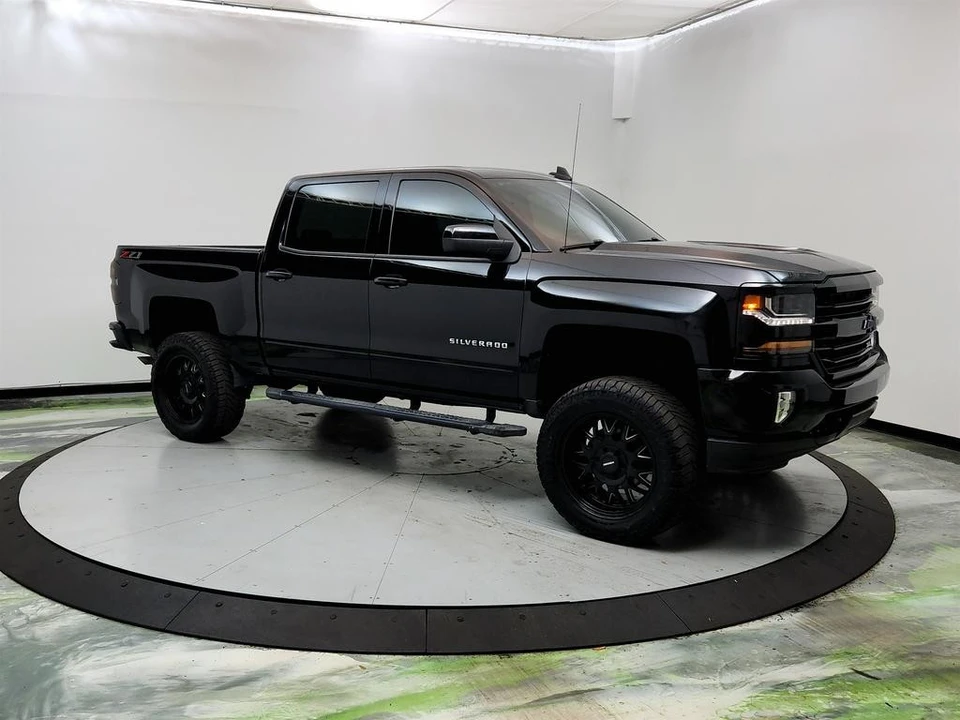 2018 Chevrolet Silverado 3rd Gen - Image 3 of 12