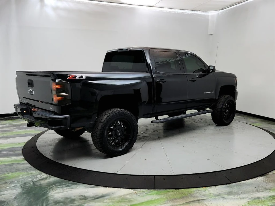2018 Chevrolet Silverado 3rd Gen - Image 5 of 12