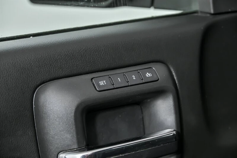 2018 Chevrolet Silverado 2nd Gen - Image 15 of 21