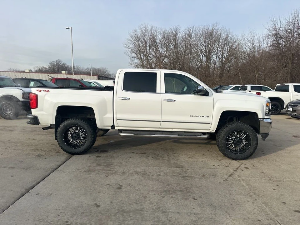 2018 Chevrolet Silverado 2nd Gen - Image 6 of 12