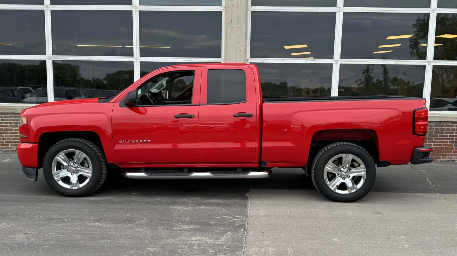 2018 Chevrolet Silverado 3rd Gen - Image 2 of 9