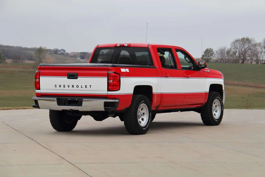 2018 Chevrolet Silverado 3rd Gen - Image 3 of 29