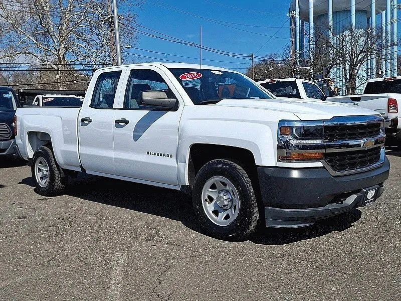 2018 Chevrolet Silverado 3rd Gen - Image 2 of 12