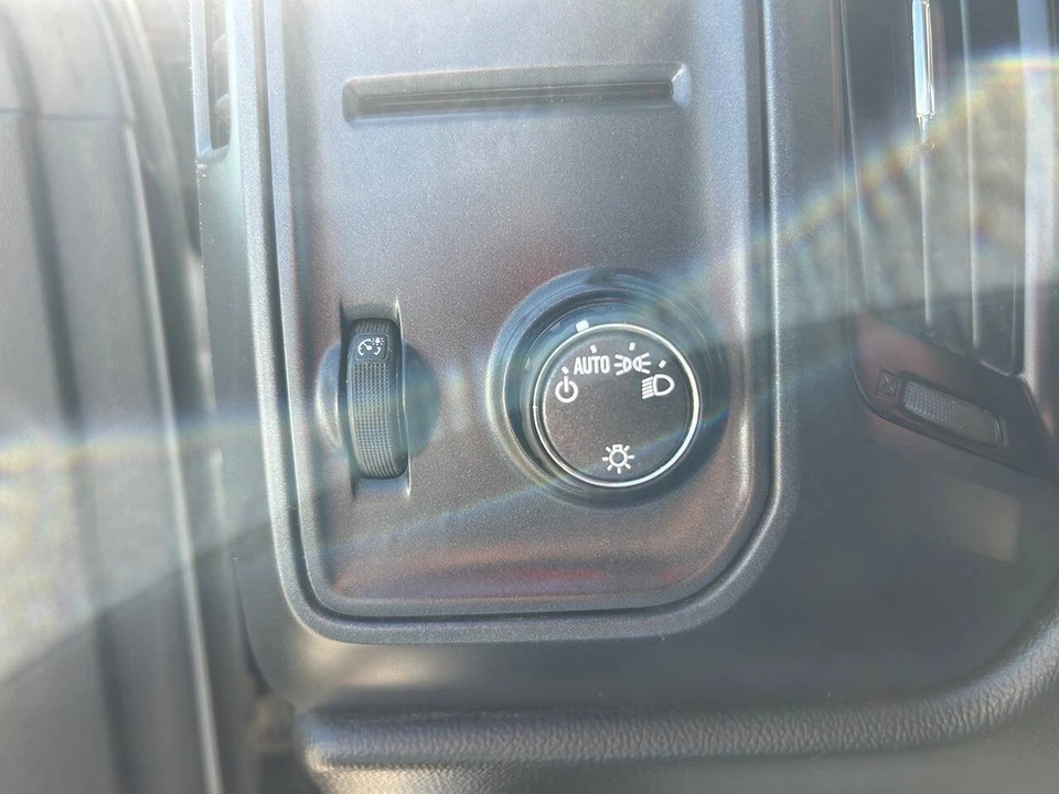2018 Chevrolet Silverado 3rd Gen - Image 17 of 18