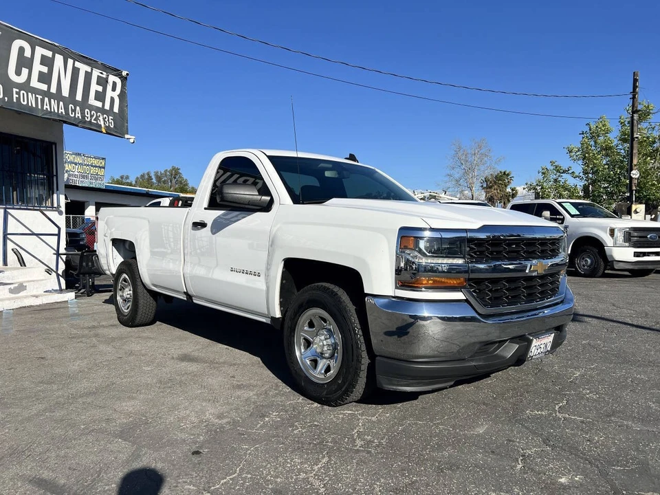 2018 Chevrolet Silverado 2nd Gen - Image 3 of 18