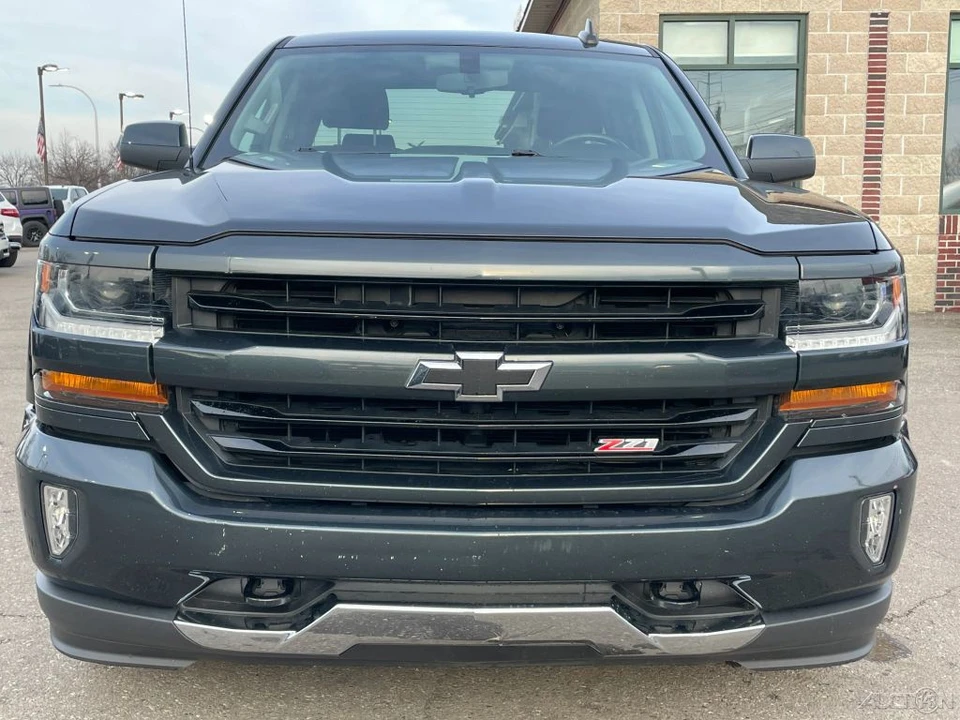 2018 Chevrolet Silverado 3rd Gen - Image 2 of 12