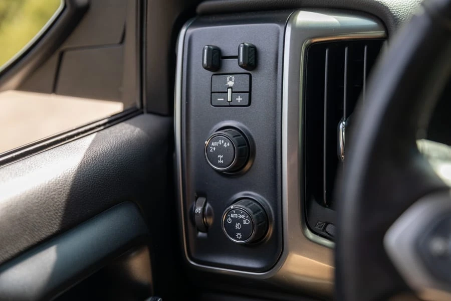 2018 Chevrolet Silverado 3rd Gen - Image 23 of 31
