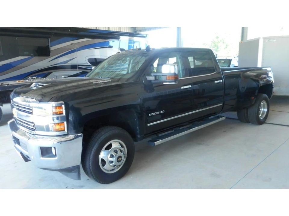 2018 Chevrolet Silverado 3rd Gen - Image 2 of 16