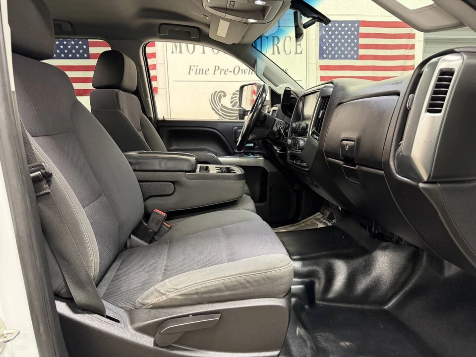 2018 Chevrolet Silverado Heavy Duty 3rd Gen - Image 17 of 21