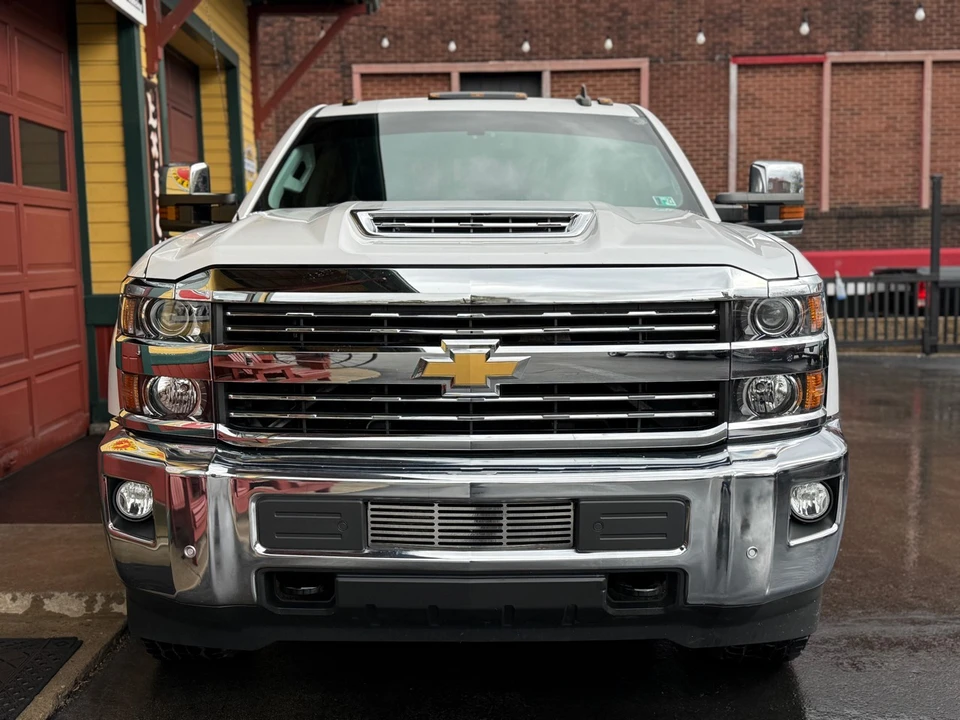2018 Chevrolet Silverado Heavy Duty 3rd Gen - Image 8 of 21