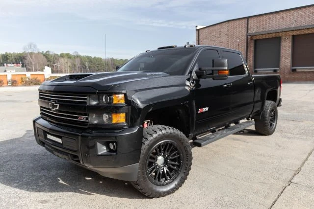 2018 Chevrolet Silverado Heavy Duty 3rd Gen - Image 2 of 21