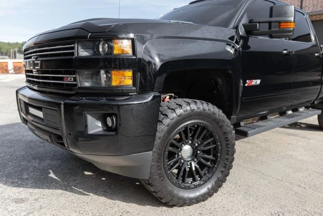 2018 Chevrolet Silverado Heavy Duty 3rd Gen - Image 3 of 21