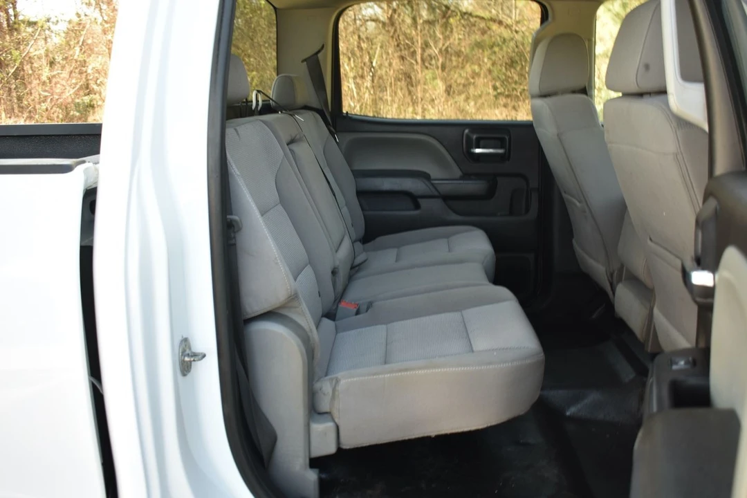 2018 Chevrolet Silverado Heavy Duty 3rd Gen - Image 15 of 20