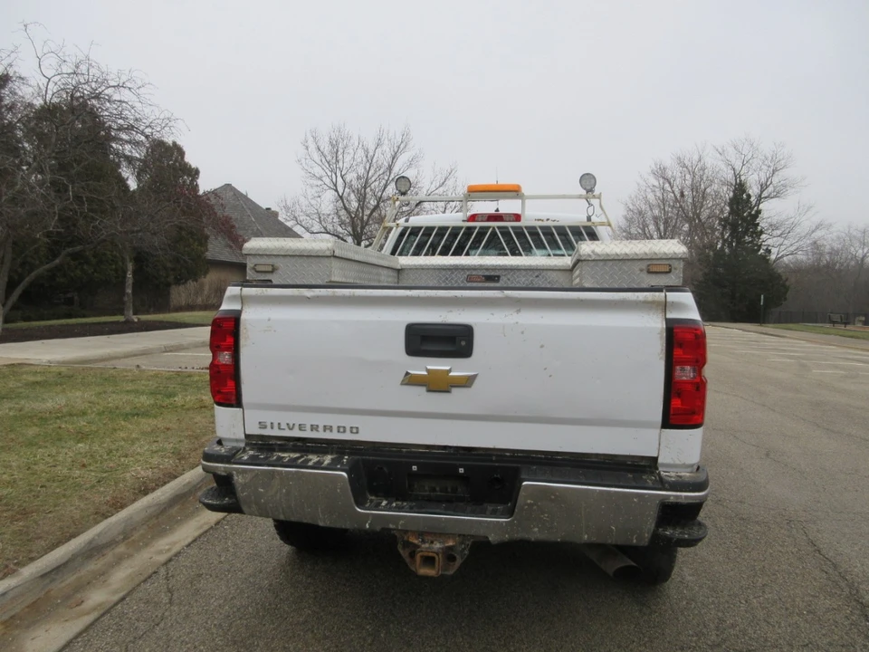2018 Chevrolet Silverado Heavy Duty 3rd Gen - Image 12 of 21
