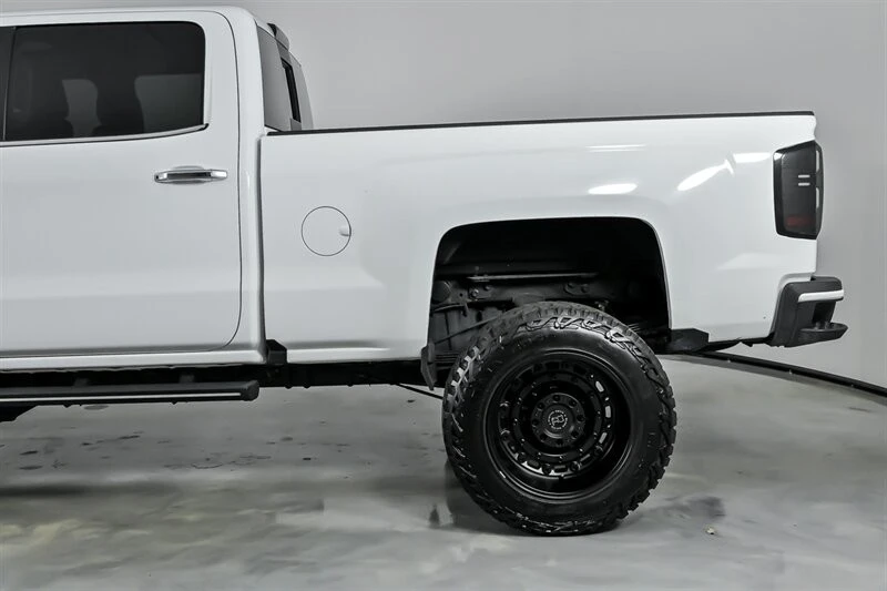 2018 Chevrolet Silverado Heavy Duty 3rd Gen - Image 9 of 21