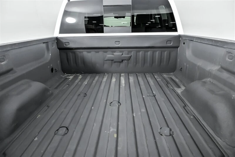 2018 Chevrolet Silverado Heavy Duty 3rd Gen - Image 16 of 21