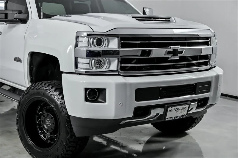 2018 Chevrolet Silverado Heavy Duty 3rd Gen - Image 3 of 21
