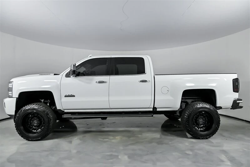 2018 Chevrolet Silverado Heavy Duty 3rd Gen - Image 8 of 21
