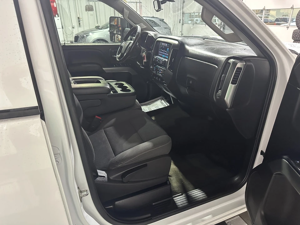 2018 Chevrolet Silverado Heavy Duty 3rd Gen - Image 10 of 21