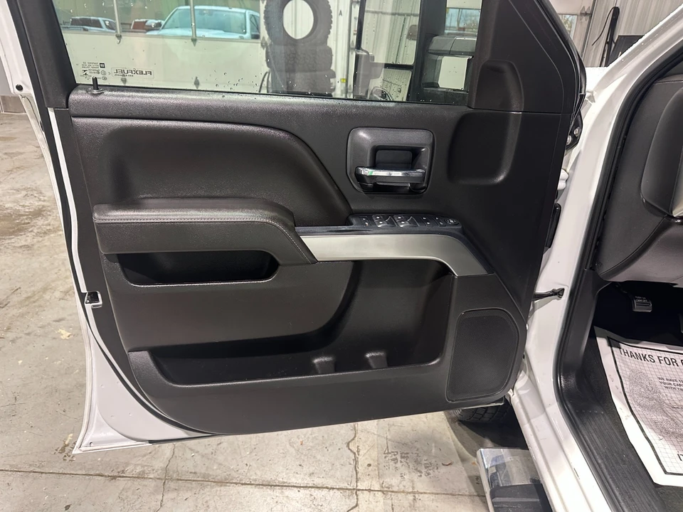2018 Chevrolet Silverado Heavy Duty 3rd Gen - Image 14 of 21