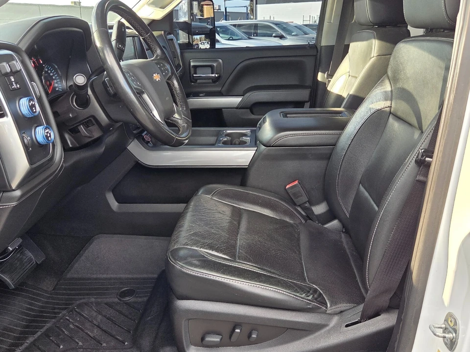 2018 Chevrolet Silverado Heavy Duty 3rd Gen - Image 9 of 21