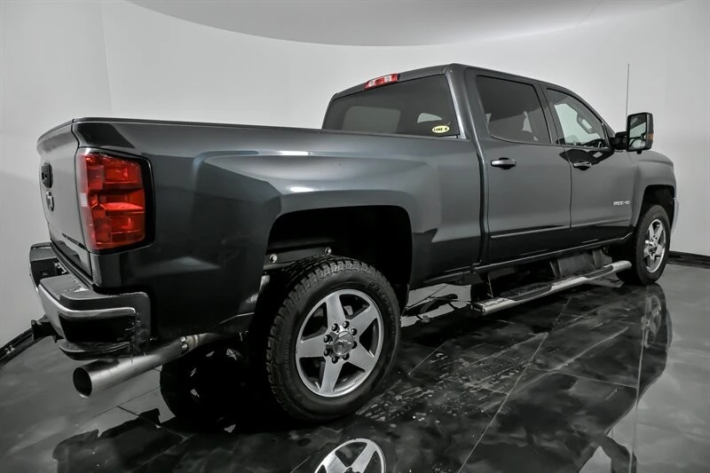 2018 Chevrolet Silverado Heavy Duty 3rd Gen - Image 10 of 21