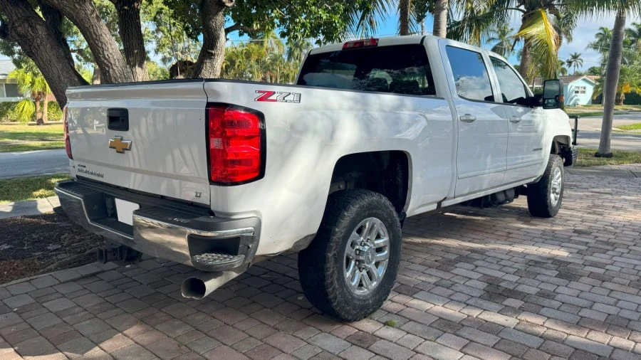 2018 Chevrolet Silverado Heavy Duty 3rd Gen - Image 3 of 10