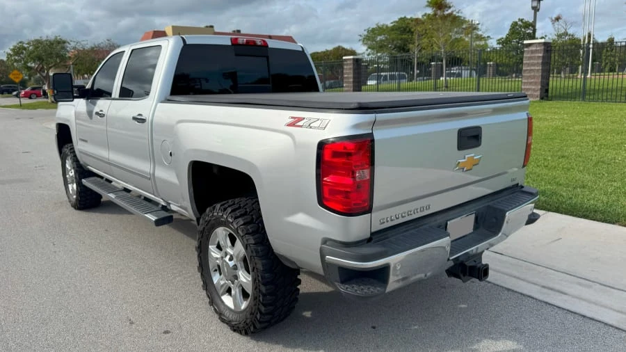 2018 Chevrolet Silverado Heavy Duty 3rd Gen - Image 3 of 12