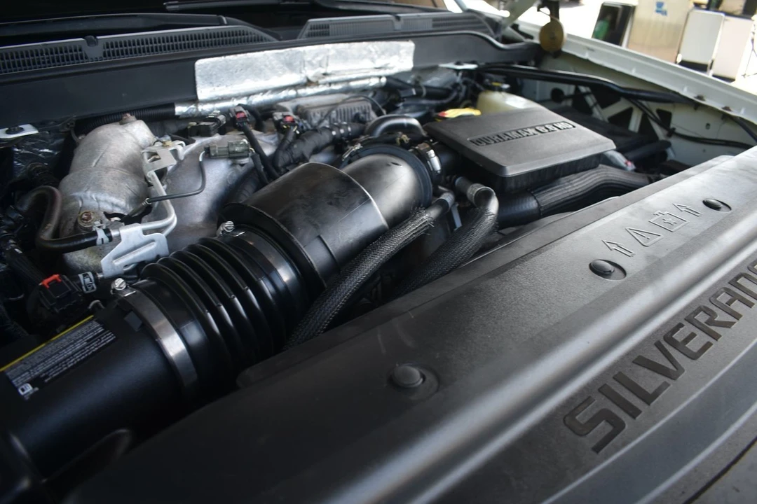 2018 Chevrolet Silverado Heavy Duty 3rd Gen - Image 18 of 20