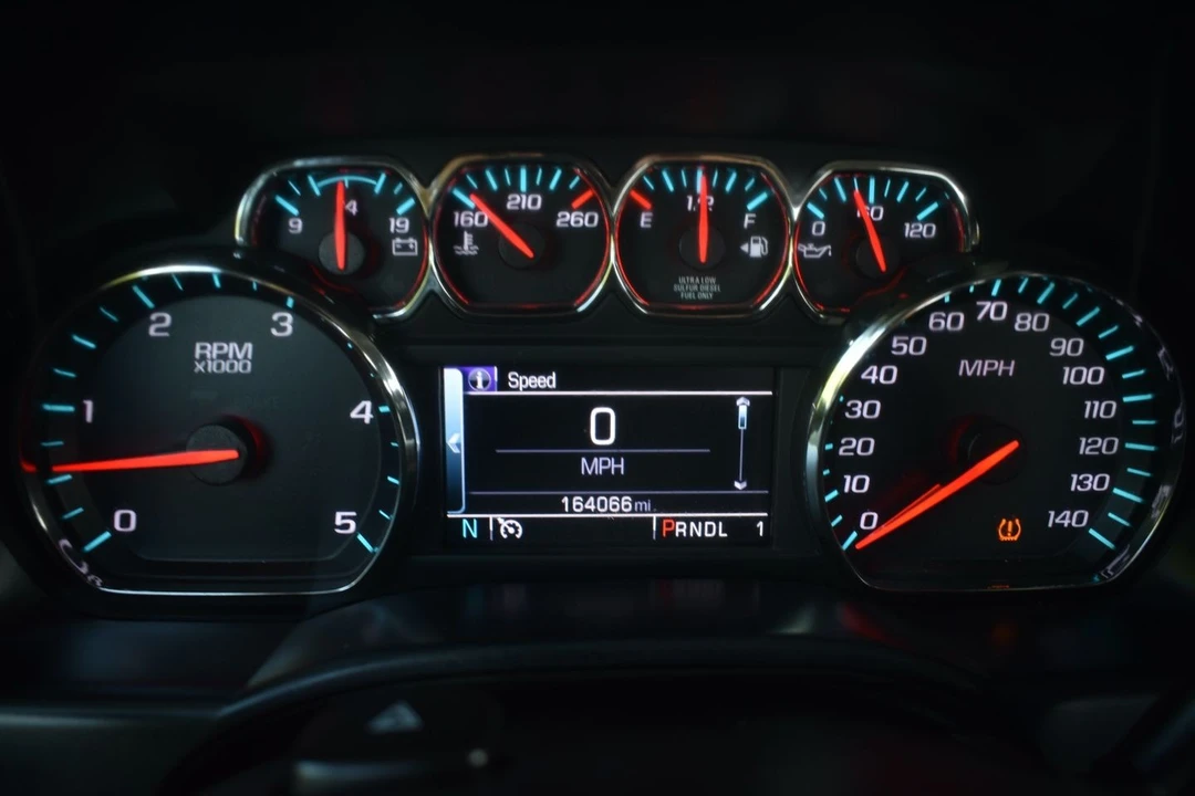 2018 Chevrolet Silverado Heavy Duty 3rd Gen - Image 12 of 20