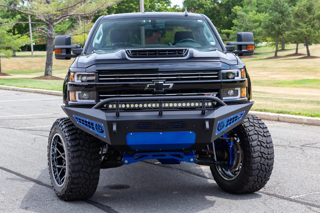 2018 Chevrolet Silverado Heavy Duty 3rd Gen - Image 2 of 31