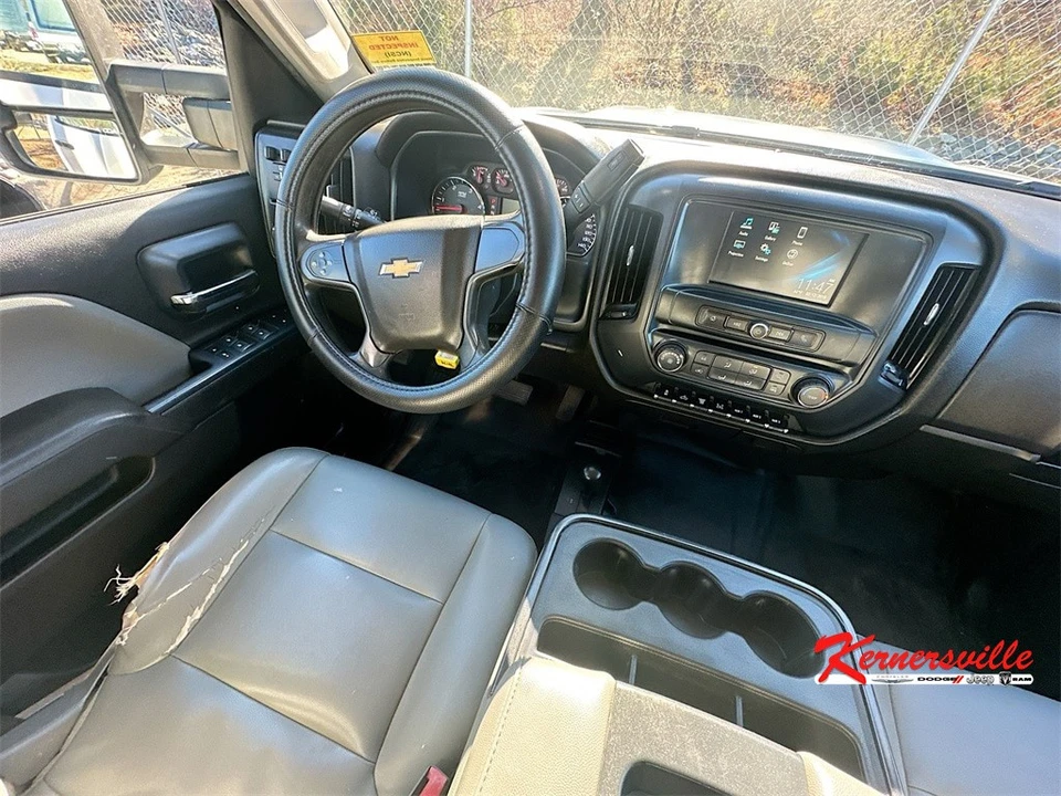 2018 Chevrolet Silverado Heavy Duty 3rd Gen - Image 15 of 21