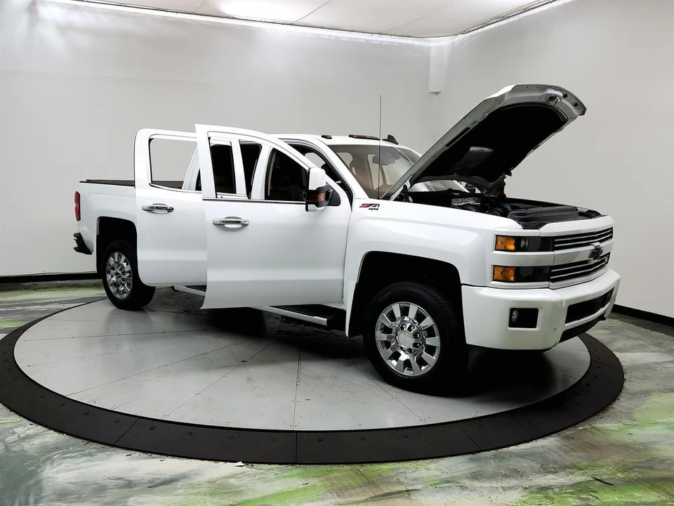 2018 Chevrolet Silverado Heavy Duty 3rd Gen - Image 10 of 12