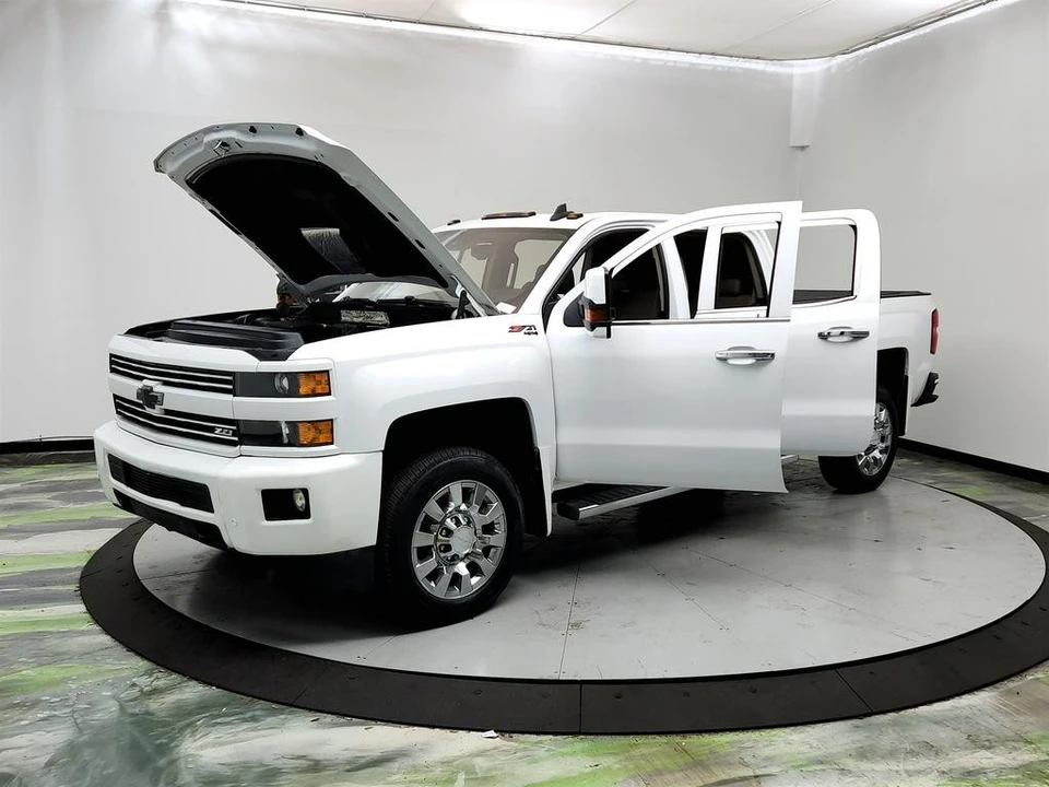 2018 Chevrolet Silverado Heavy Duty 3rd Gen - Image 9 of 12