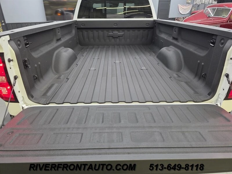 2018 Chevrolet Silverado Heavy Duty 3rd Gen - Image 8 of 31