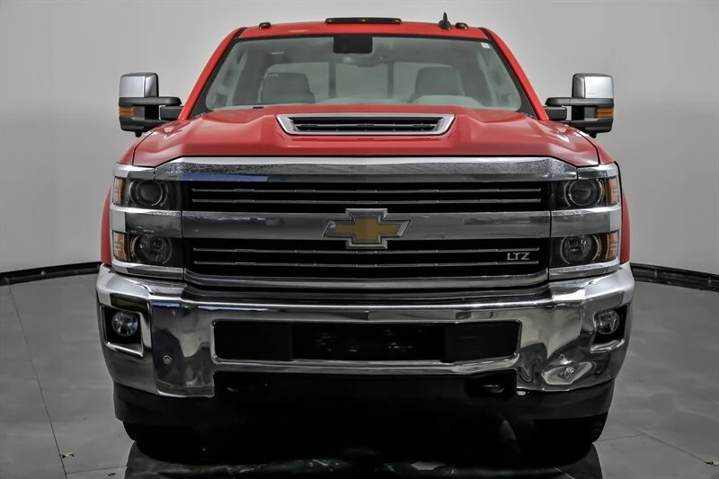 2018 Chevrolet Silverado Heavy Duty 3rd Gen - Image 4 of 21