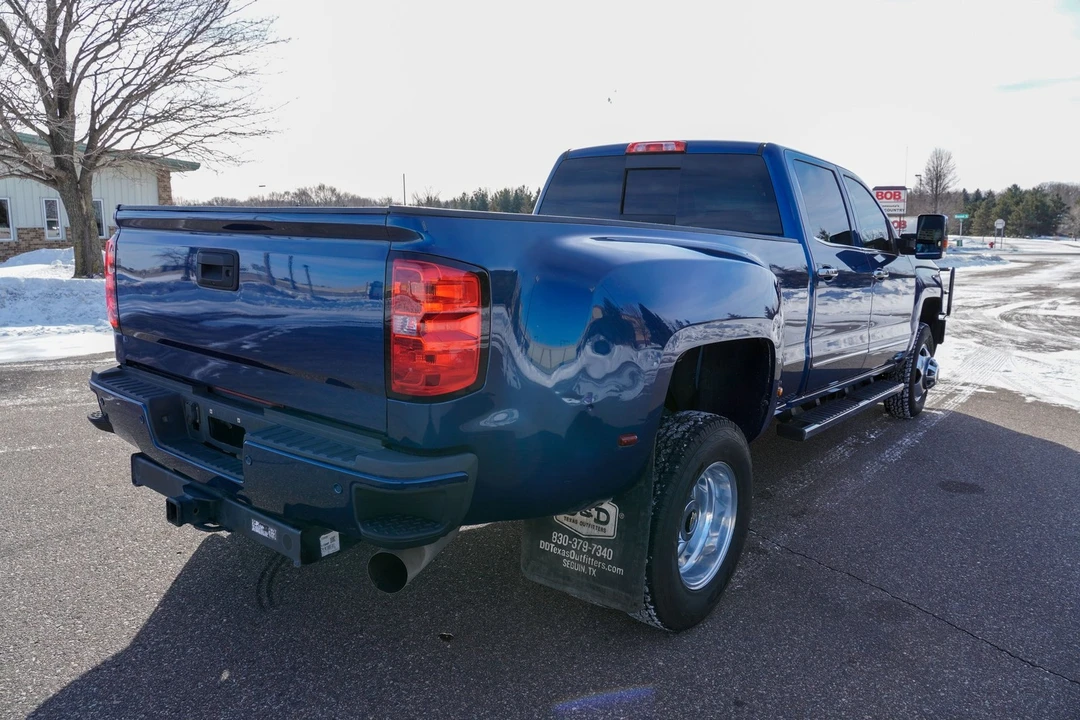 2018 Chevrolet Silverado Heavy Duty 3rd Gen - Image 4 of 21