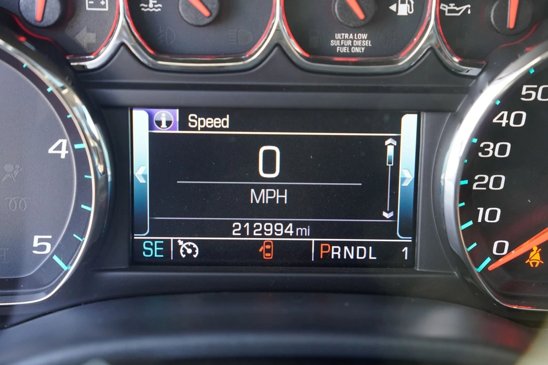 2018 Chevrolet Silverado Heavy Duty 3rd Gen - Image 12 of 21