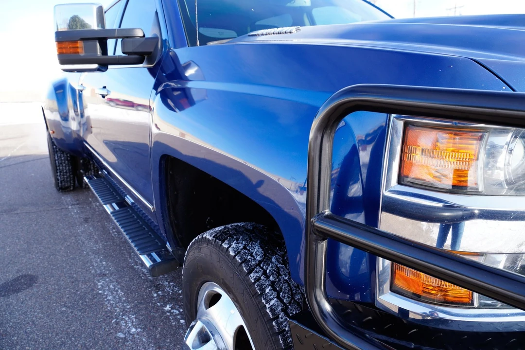 2018 Chevrolet Silverado Heavy Duty 3rd Gen - Image 18 of 21