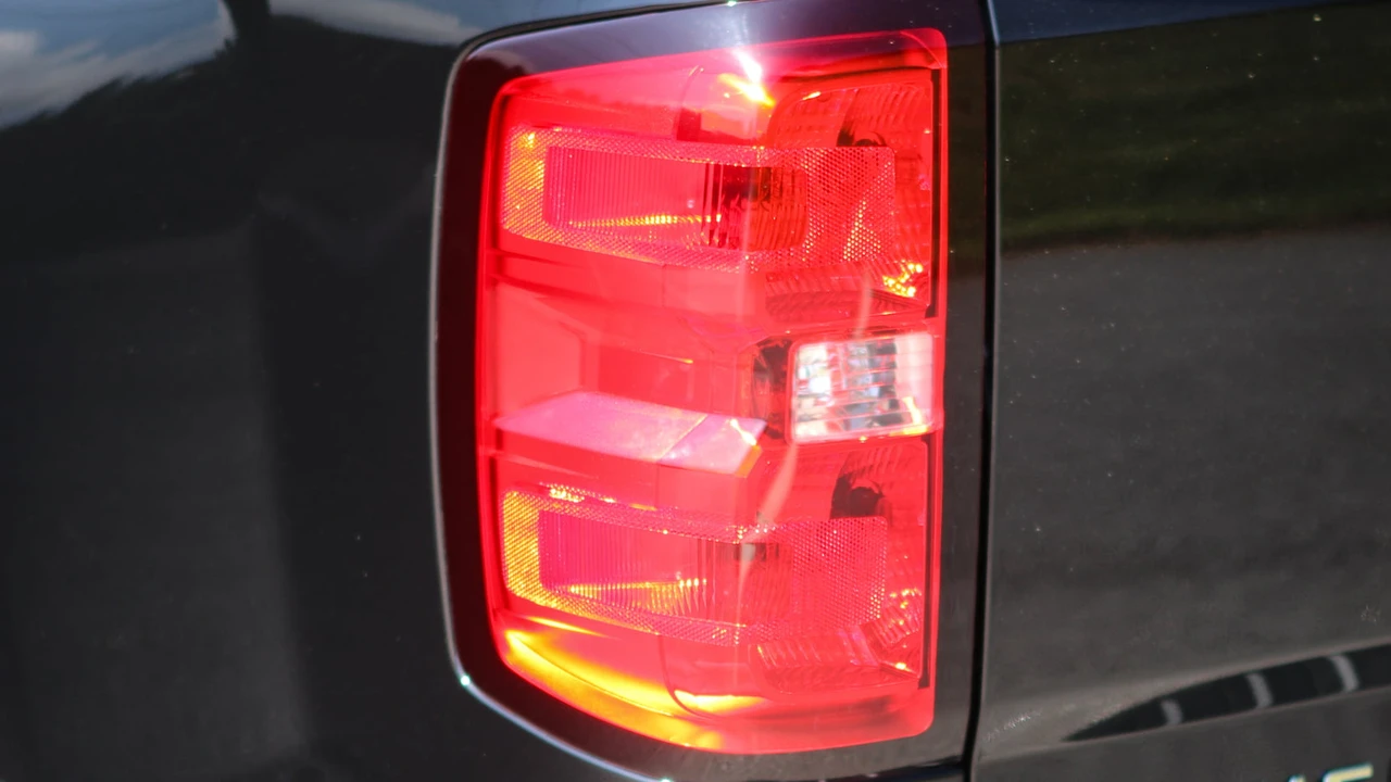 2018 Chevrolet Silverado 3rd Gen - Image 30 of 31