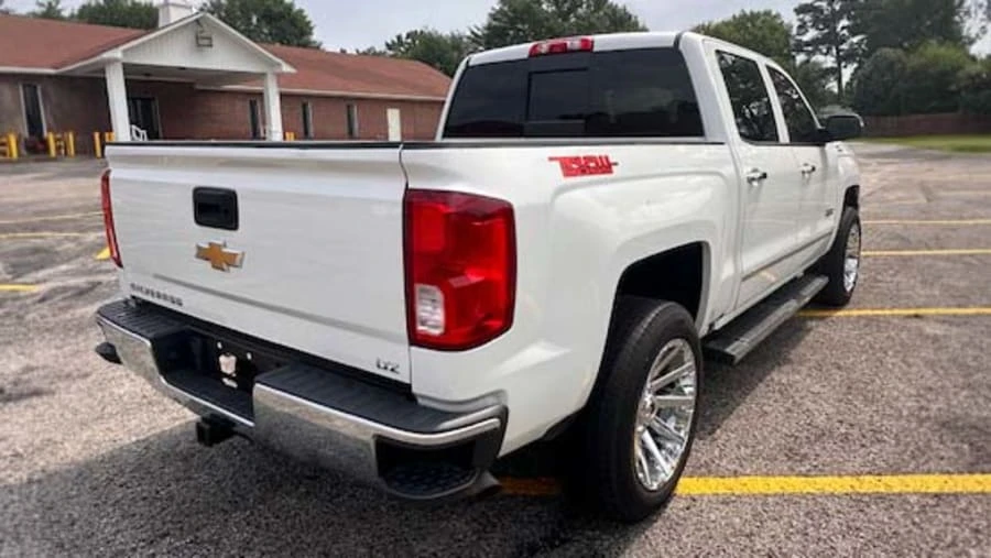 2018 Chevrolet Silverado 3rd Gen - Image 3 of 9
