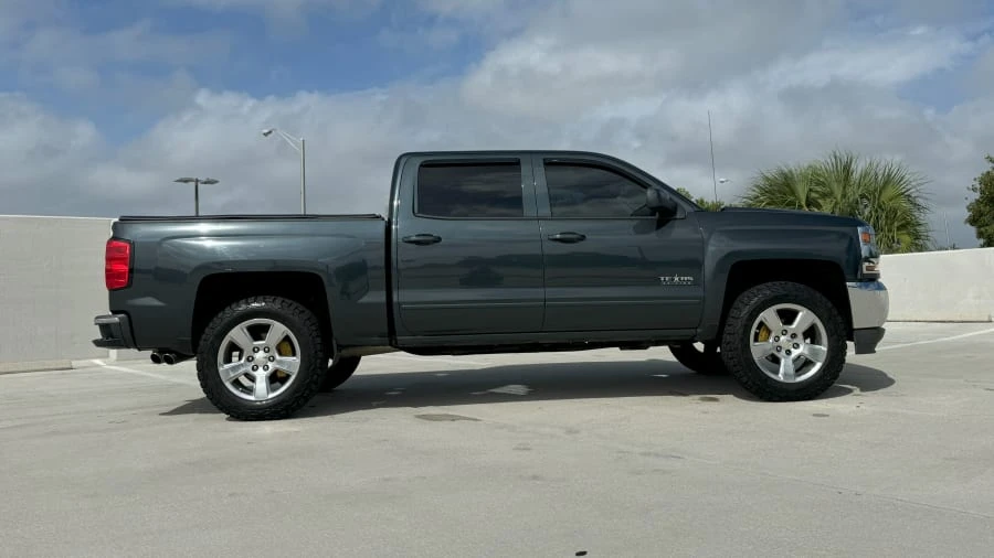 2018 Chevrolet Silverado 3rd Gen - Image 2 of 12