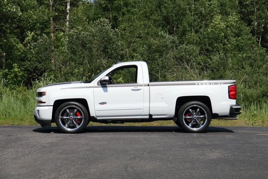 2018 Chevrolet Silverado 3rd Gen - Image 2 of 31