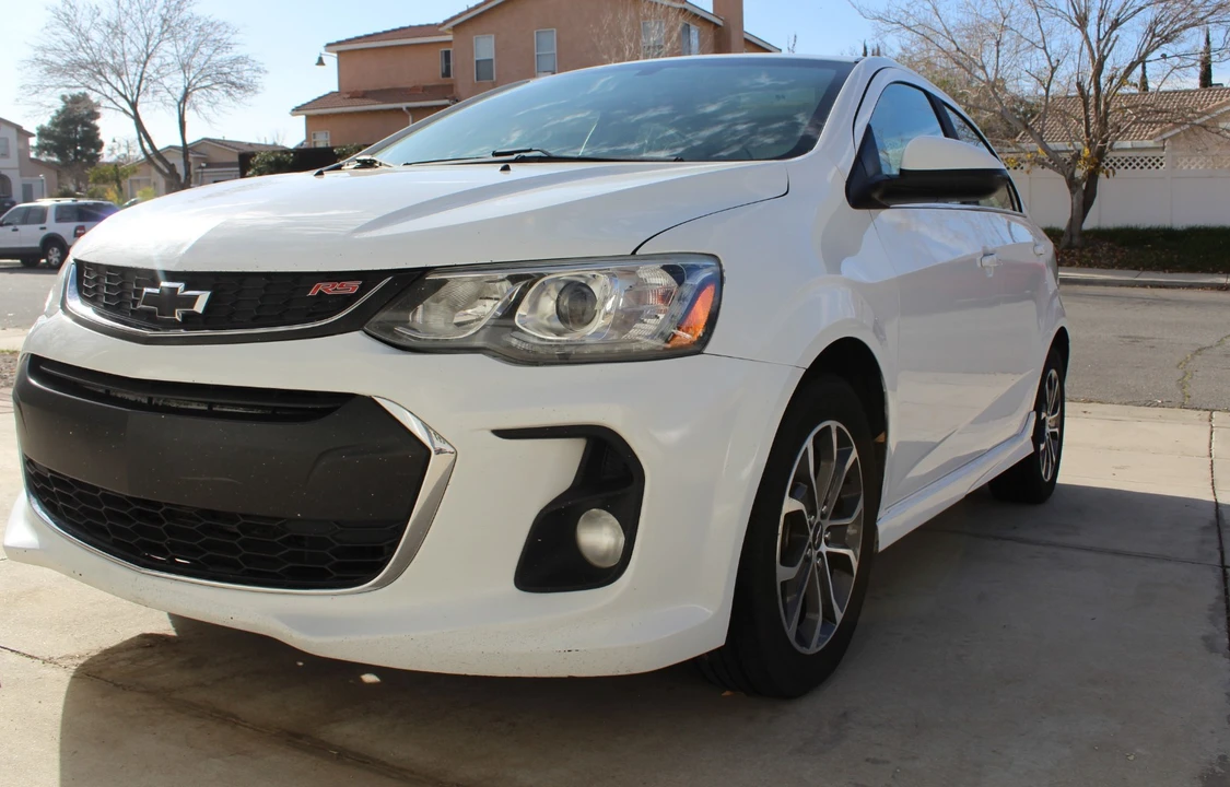 2018 Chevrolet Aveo/Sonic - Image 2 of 21