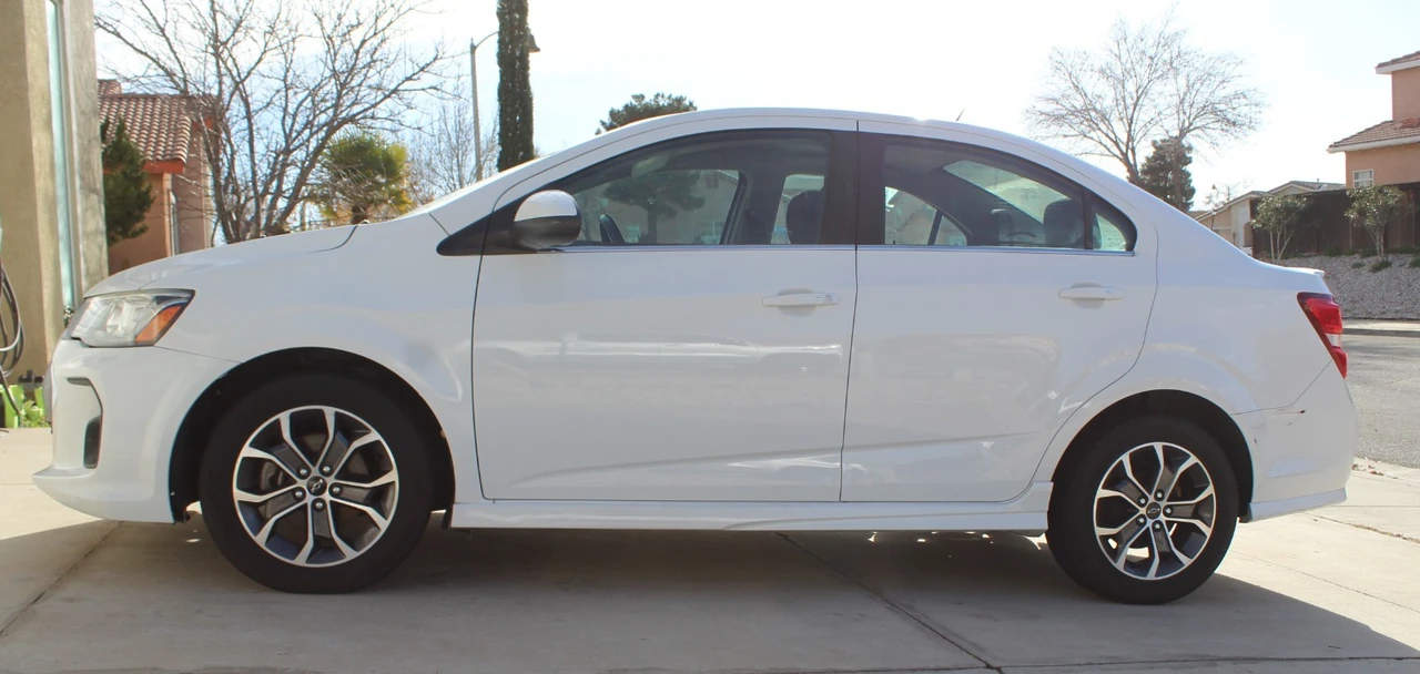 2018 Chevrolet Aveo/Sonic - Image 4 of 21