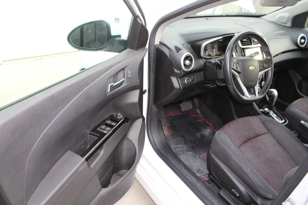 2018 Chevrolet Aveo/Sonic - Image 11 of 21