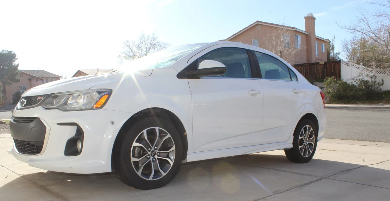 2018 Chevrolet Aveo/Sonic - Image 3 of 21