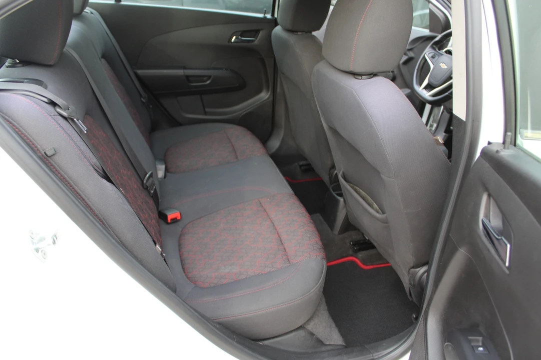 2018 Chevrolet Aveo/Sonic - Image 14 of 21