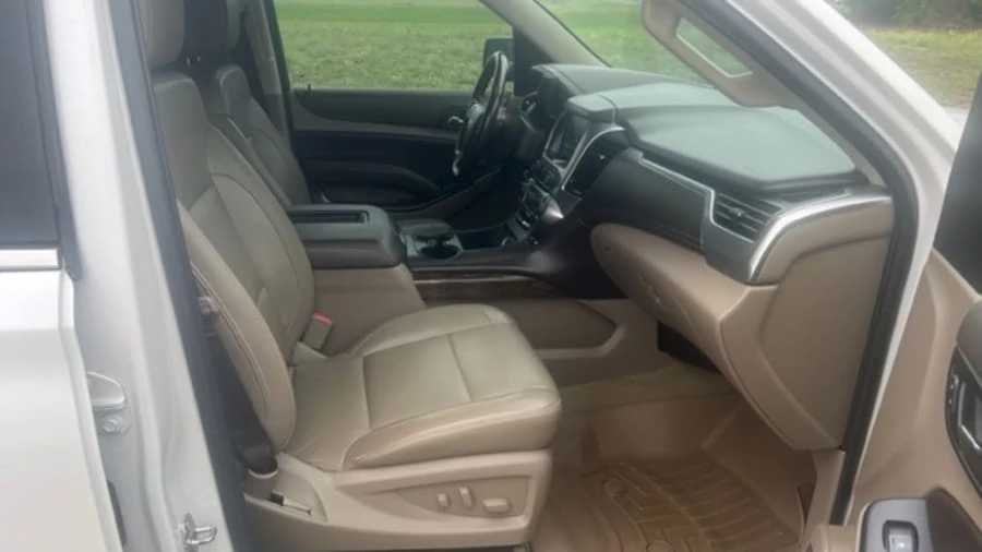2018 Chevrolet Suburban 11th Gen - Image 7 of 15